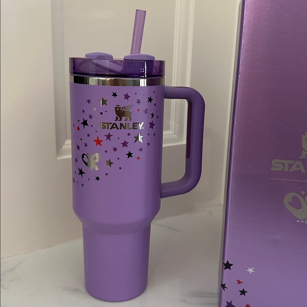 NIB! Stanley Olivia Rodrigo Limited Edition 40 oz Tumbler - Picture 2 of 3